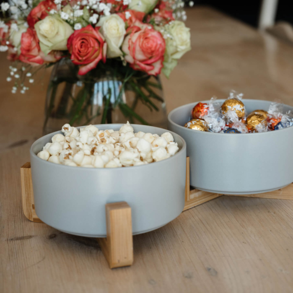 CERAMIC SNACK BOWLS WITH BAMBOO STAND - GREY LIFE STYLE (3)