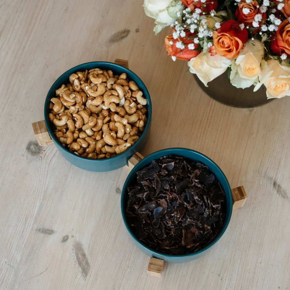 Ceramic Snack Bowls With Bamboo Stand - Green - Image 4