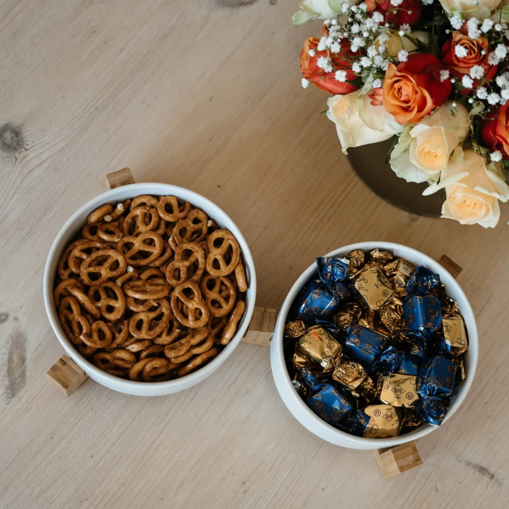 Ceramic Snack Bowls With Bamboo Stand - White - Image 7